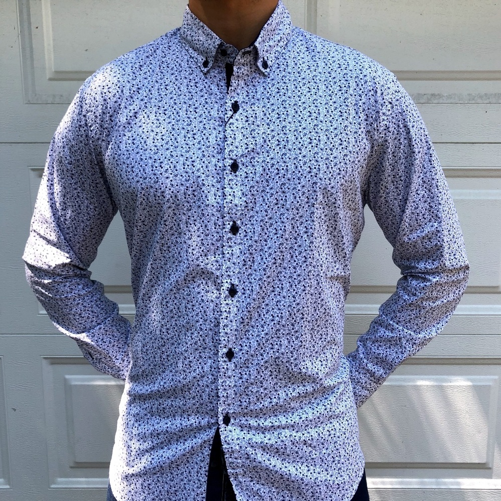 Men's European Fashion Slim Fit Shirt Size Medium
